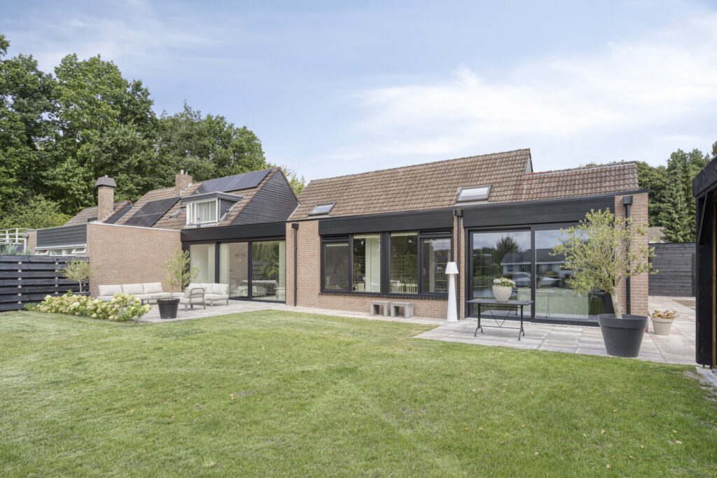Hoofdafbeelding Schoener 46a