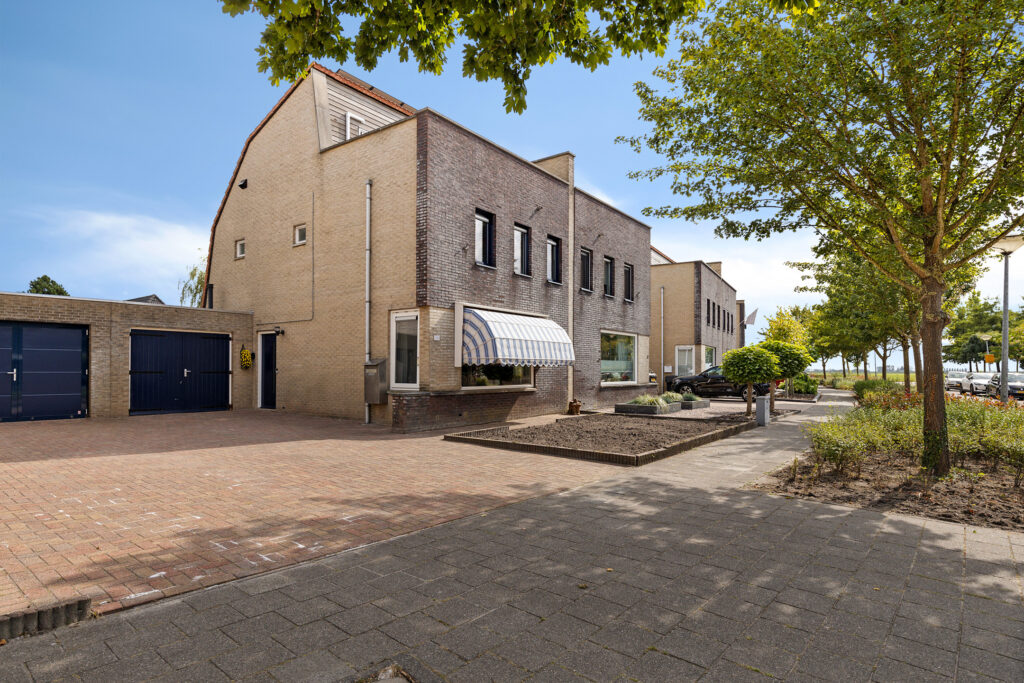 Hoofdafbeelding Roerdompstraat 15
