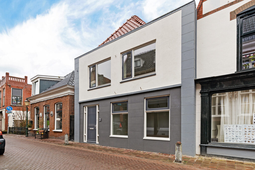 Hoofdafbeelding Solwerderstraat 42